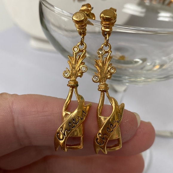 Vintage Avon champagne bottle Cheers earrings - Picture 2 of 5